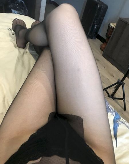 娇妻被老外性调教1_1080P在线观看高清