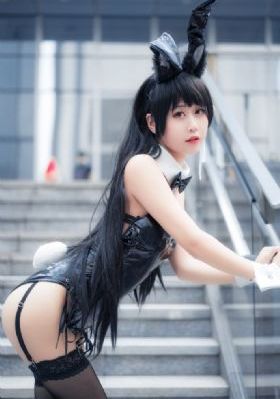 欧美穿西装男生头像_720电影免费在线