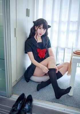 欧美码连衣裙尺寸_4KHD在线观看